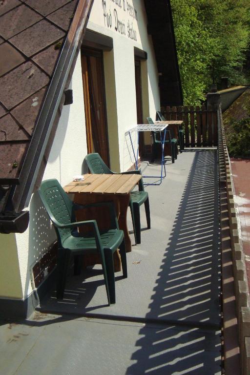 Restaurant A Penzion Pod Draci Skalou Karlstejn ห้อง รูปภาพ